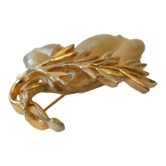 Sarah Coventry Leaf Brooch Branch Pin Sea Whispers Gold Tone Baroque Rococo 60s. - Picture 6 of 16